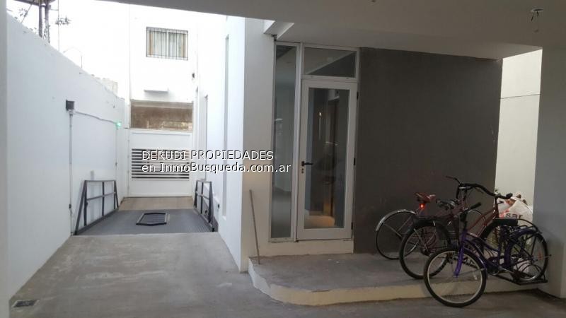 Cochera en Venta