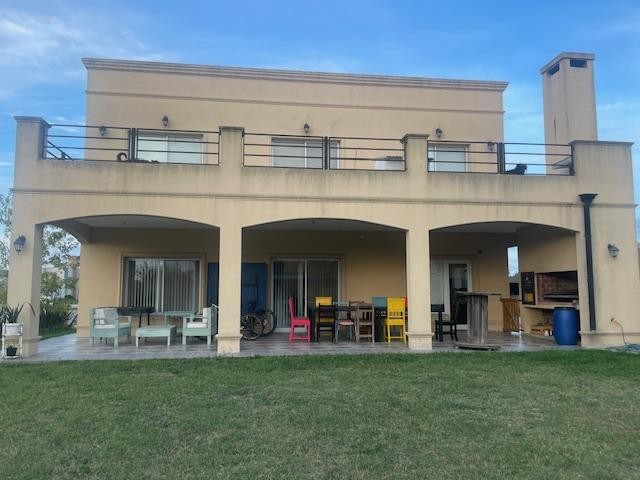 Casa en Country en Venta