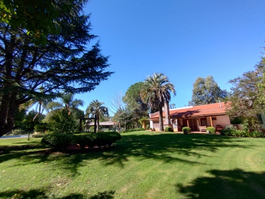 Casa en Country en Alquiler - 1