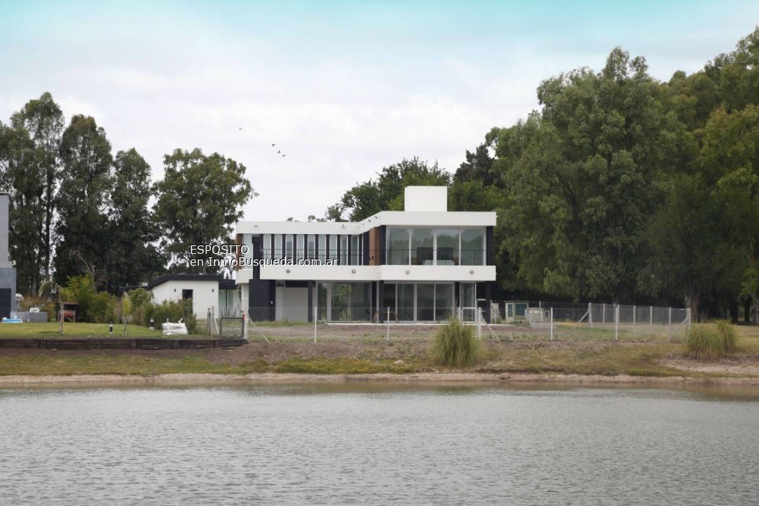 Casa en Country en Venta - 1