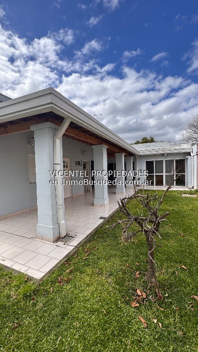 Casa en Alquiler - 1